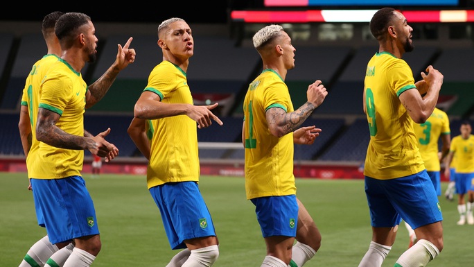 Brazil, Tây Ban Nha vất vả vào bán kết Olympic Tokyo 2020 - Ảnh 4. Brazil, Tây Ban Nha vất vả vào bán kết Olympic Tokyo 2020 - Ảnh 4.