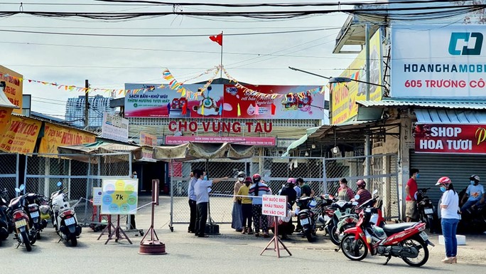 NÓNG: Đóng cửa chợ lớn nhất TP Vũng Tàu - Ảnh 1.