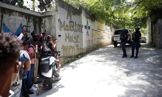 Cảnh sát Haiti bắn chết 4 kẻ ám sát tổng thống - Ảnh 1.