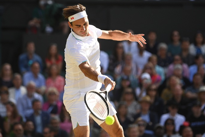 Roger Federer thua thảm tại Wimbledon 2021 - Ảnh 4.