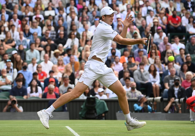 Roger Federer thua thảm tại Wimbledon 2021 - Ảnh 3.