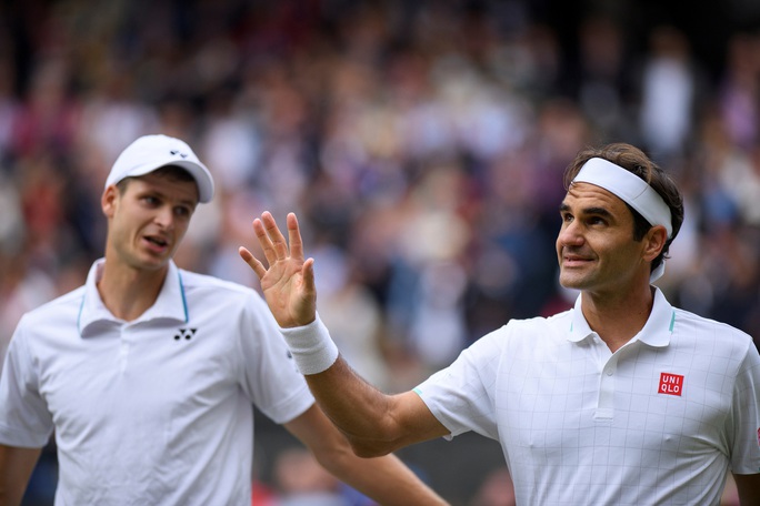 Roger Federer thua thảm tại Wimbledon 2021 - Ảnh 2.