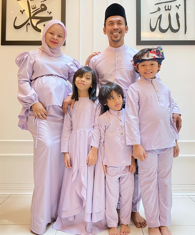 Malaysia: Nữ ca sĩ mắc Covid-19 qua đời 3 ngày sau sinh - Ảnh 2.