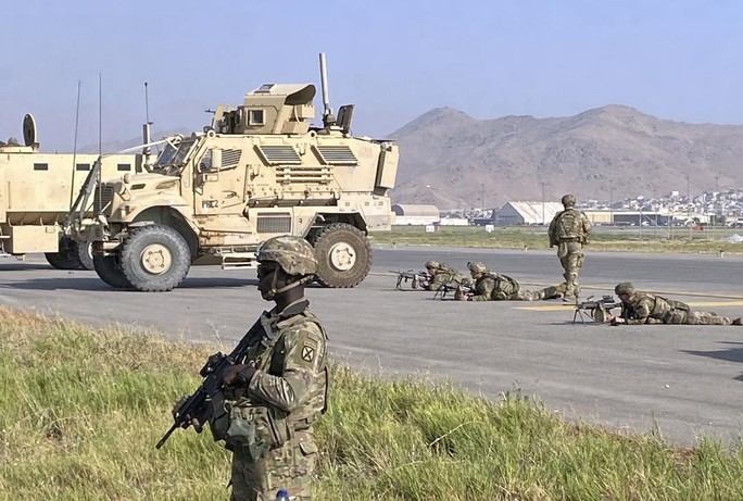 Động thái lạ của Taliban sau khi giành quyền kiểm soát Afghanistan - Ảnh 2.