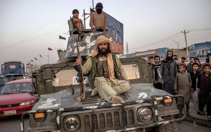  Taliban hưởng “kho báu” của Mỹ và phương Tây - Ảnh 3.