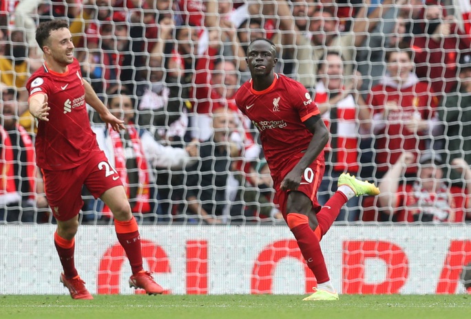 Liverpool dẫn đầu Ngoại hạng Anh sau chiến thắng thứ 2 liên tiếp - Ảnh 6. Liverpool dẫn đầu Ngoại hạng Anh sau chiến thắng thứ 2 liên tiếp - Ảnh 6.