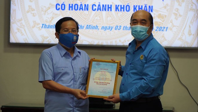 CHƯƠNG TRÌNH THỰC PHẨM MIỄN PHÍ CÙNG CẢ NƯỚC CHỐNG DỊCH: Lòng nhân ái tiếp tục lan tỏa - Ảnh 1.