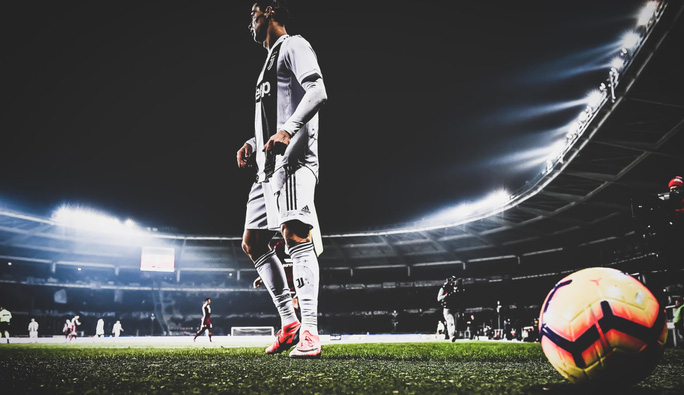 Juventus gởi tâm thư chia tay Ronaldo, CĐV nghẹn ngào xúc động - Ảnh 4.