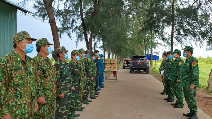 Lãnh đạo Biên phòng Kiên Giang lý giải vì sao số vụ buôn lậu ngày càng tăng - Ảnh 2.