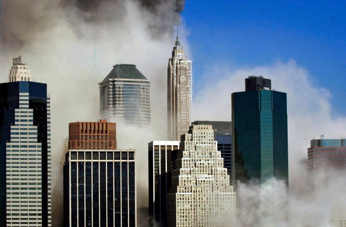 Những hình ảnh khủng khiếp về sự kiện 11-9-2001 - Ảnh 7.