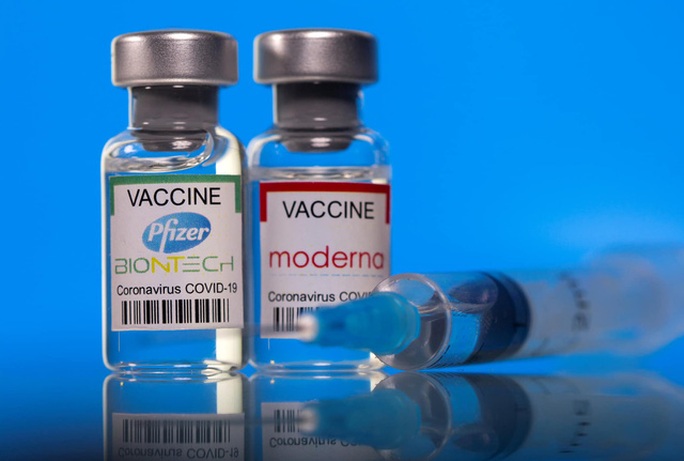 Bộ Y tế đề nghị các địa phương xem xét tiêm trộn vắc-xin Covid-19 Moderna và Pfizer - Ảnh 1.