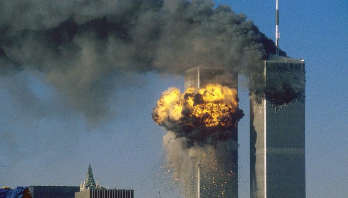 20 năm sau vụ 11-9, những bức ảnh vẫn gây chấn động mạnh - Ảnh 1.