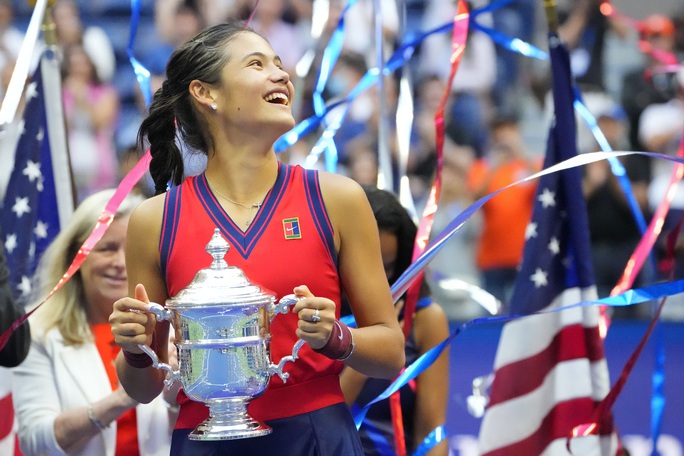 Tay vợt xinh đẹp 18 tuổi tạo kỷ lục hiếm có khi đăng quang US Open 2021 - Ảnh 7.