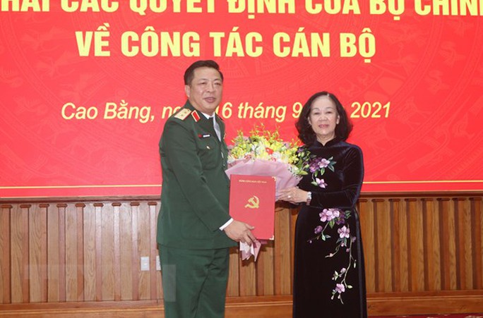 Trung tướng, Chủ nhiệm Tổng cục Công nghiệp Quốc phòng làm Bí thư Cao Bằng - Ảnh 1.