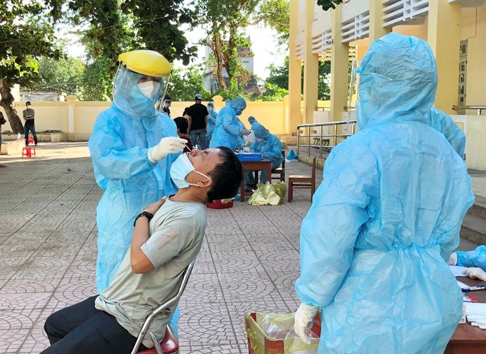 Tin trưa 22/11: Vì sao ngày 21/11 không có thông tin bệnh nhân tử vong ở TP. HCM?; Hà Nội phong tỏa công ty có 87 ca test nhanh dương tính - Ảnh 7.