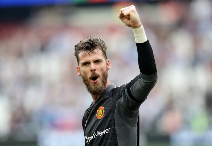 De Gea cản phạt đền sau 5 năm, chặn đứng chuỗi 40 bàn thua - Ảnh 5.