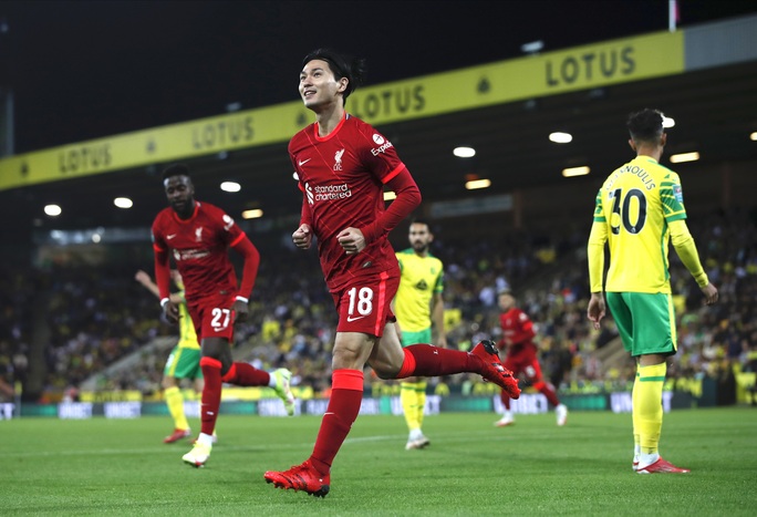 Sao trẻ lập công, Man City và Liverpool dội mưa bàn thắng ở League Cup - Ảnh 6.