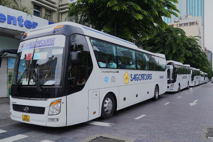 Saigontourist Group tiếp tục tiên phong tài trợ, tổ chức tour tri ân Cần Giờ, Củ Chi cho hàng ngàn y bác sĩ tuyến đầu chống dịch - Ảnh 1. Saigontourist Group tiếp tục tiên phong tài trợ, tổ chức tour tri ân Cần Giờ, Củ Chi cho hàng ngàn y bác sĩ tuyến đầu chống dịch - Ảnh 1.