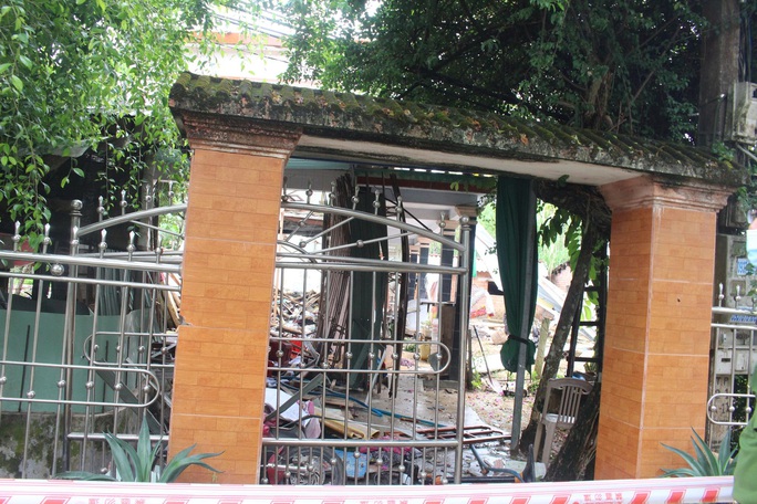 Nổ kinh hoàng gây chết người, sập nhà ở Quảng Nam - Ảnh 7.