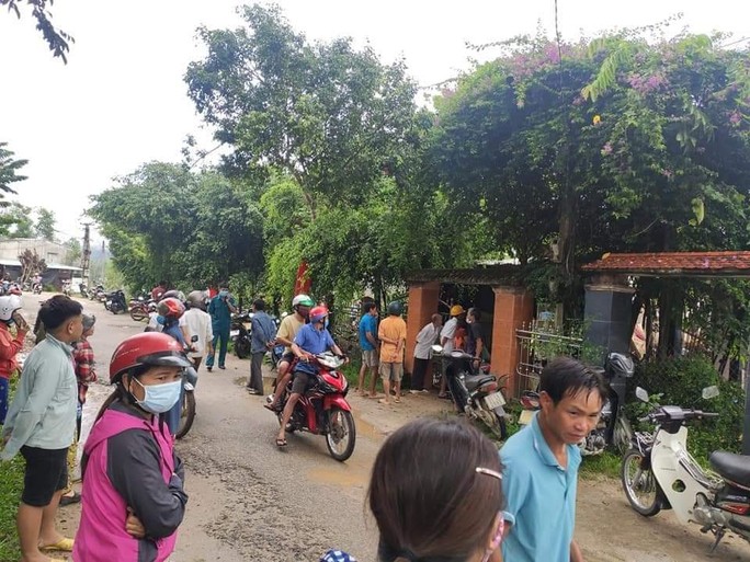 Nổ kinh hoàng gây chết người, sập nhà ở Quảng Nam - Ảnh 2.