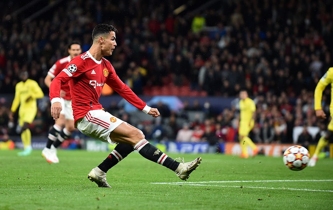 man utd đấu với villarreal