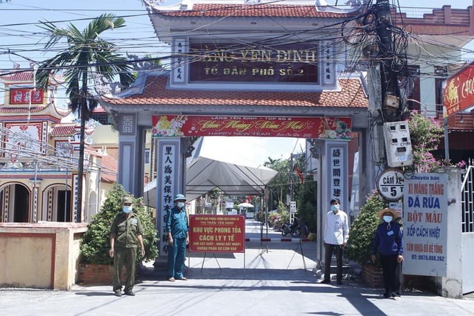 Bộ Y tế hoả tốc đề nghị điều tra ổ dịch Covid-19 có nhiều ca mắc là giáo viên - Ảnh 3.