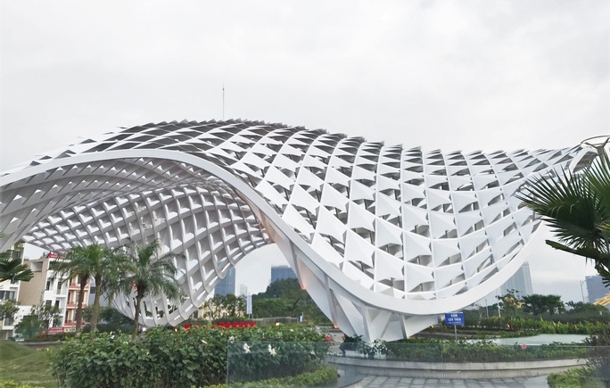 Ngắm Vườn tượng APEC - “Cánh diều bay cao” của Đà Nẵng - Ảnh 3.