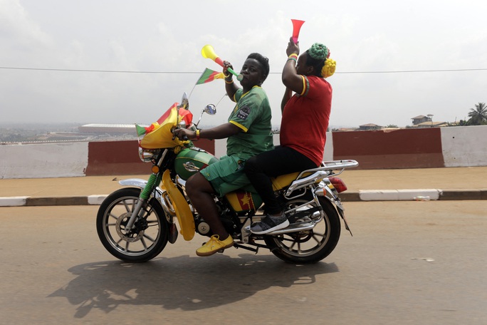 Chủ nhà Cameroon ngược dòng, hạ Burkina Faso mở màn CAN 2021 - Ảnh 6.