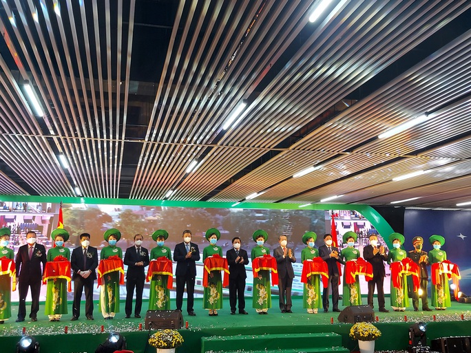 Đường sắt Cát Linh - Hà Đông đón 1 triệu hành khách sau hơn 2 tháng - Ảnh 1.