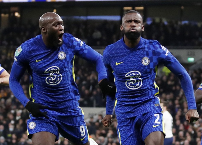 Siêu hậu vệ lập công, Chelsea đá bay Tottenham ở bán kết Cúp Liên đoàn - Ảnh 3.