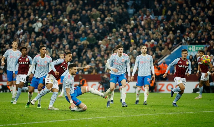 Coutinho rực sáng ngày tái xuất, Man United ôm hận ở Villa Park - Ảnh 5.