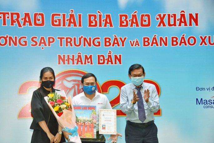 Báo Người Lao Động đoạt giải Nhì bìa báo Xuân Nhâm Dần 2022 - Ảnh 4.
