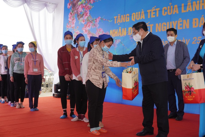 Thủ tướng Phạm Minh Chính: Đặc biệt quan tâm xây nhà ở cho công nhân - Ảnh 1.