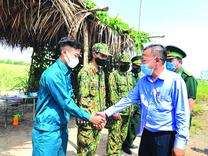 TP HCM - một năm vất vả, nghĩa tình - 7