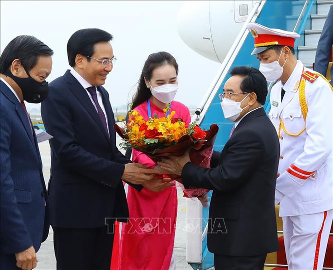 Thủ tướng Phạm Minh Chính đón Thủ tướng Lào thăm chính thức Việt Nam - Ảnh 1.
