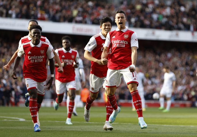 Quật ngã Liverpool, Arsenal tái chiếm ngôi đầu Ngoại hạng Anh - Ảnh 7.
