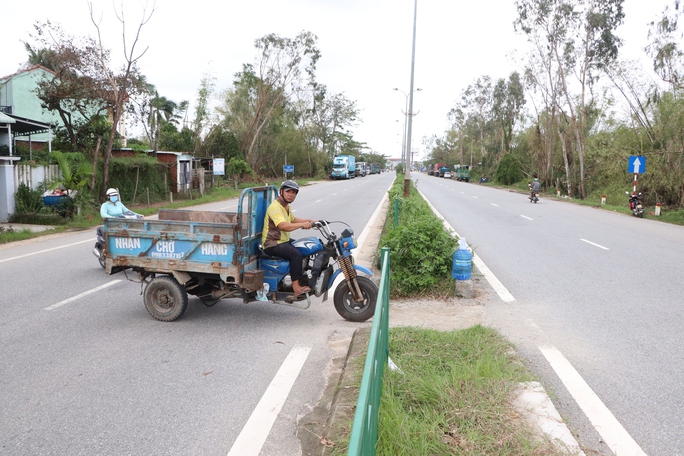 Sau tai nạn đau lòng ở Quảng Nam: Đề xuất mở nút giao thông rộng 35 m - Ảnh 1.
