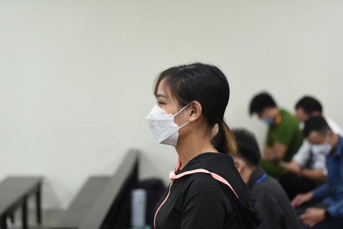 Gã chồng hờ khai 5 lần xuống tay tàn độc nhằm sát hại con gái 3 tuổi của người tình - Ảnh 2.