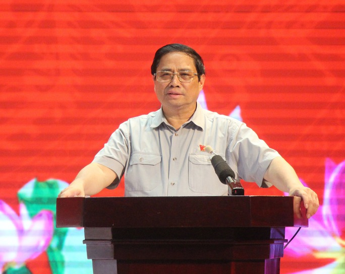 Thủ tướng Phạm Minh Chính trả lời cử tri về tình hình xăng dầu - Ảnh 2.