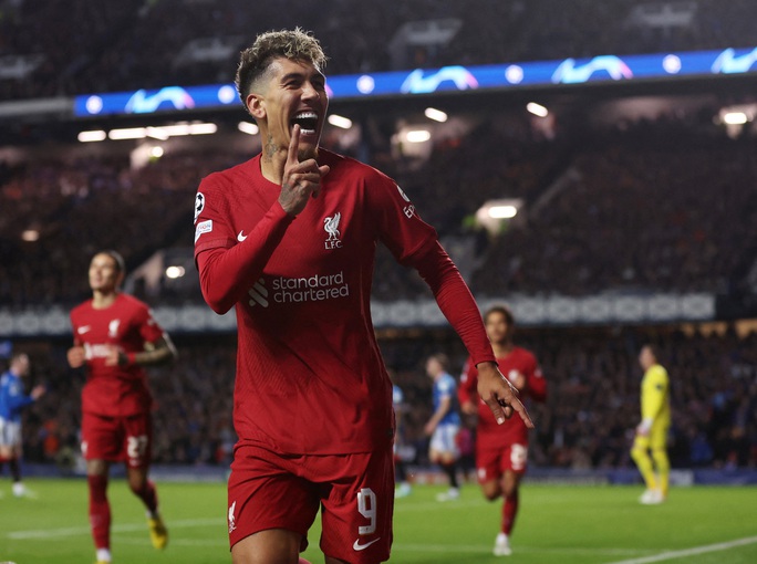 Salah 6 phút lập hat-trick, Liverpool đại thắng ở Champions League - Ảnh 2.