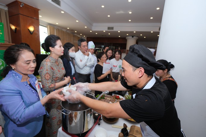Đưa Phở Việt lan tỏa khắp thế giới - Ảnh 6. Đưa Phở Việt lan tỏa khắp thế giới - Ảnh 6.