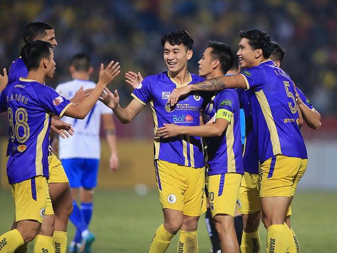 V-League 2022: Khó cản CLB Hà Nội đăng quang - Ảnh 1.