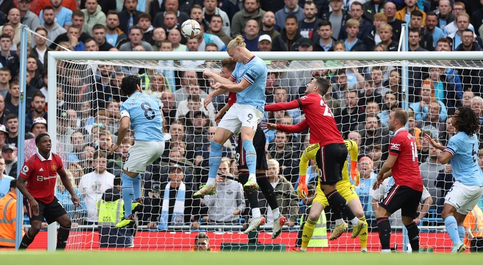 Haaland, Foden cùng lập hat-trick, Man City vùi dập Quỷ đỏ - Ảnh 3.