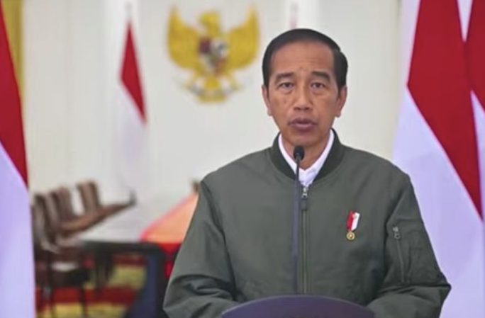 Tổng thống Indonesia lên tiếng vụ bạo loạn sân bóng gây rúng động  - Ảnh 1.