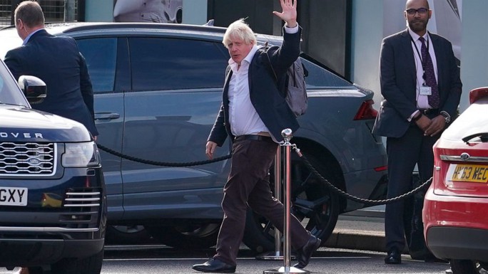 Vì sao ông Boris Johnson vội vã trở về rồi lại vội vã chia tay? - Ảnh 1.