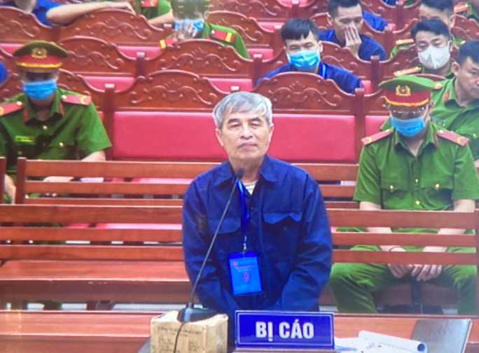 Vụ buôn lậu 200 triệu lít xăng: Phan Thanh Hữu khai về việc bôi trơn - Ảnh 1.