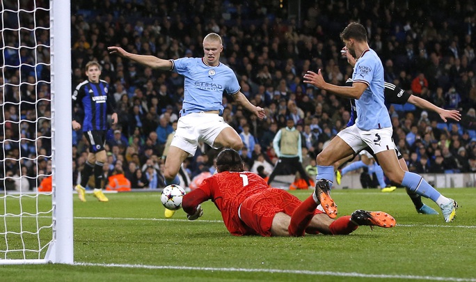 Quái thú Haaland lập công, Man City đại thắng Copenhagen - Ảnh 2. Quái thú Haaland lập công, Man City đại thắng Copenhagen - Ảnh 2.