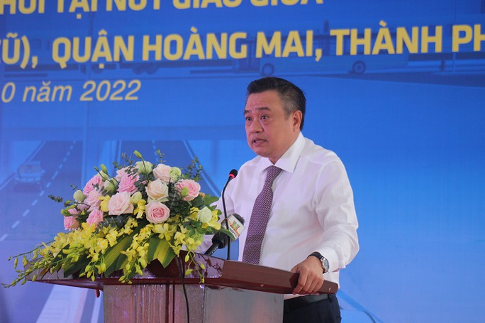 Phát lệnh khởi công hầm chui gần 800 tỉ đồng, Chủ tịch Hà Nội cảm ơn người dân đã tạo điều điện - Ảnh 1.