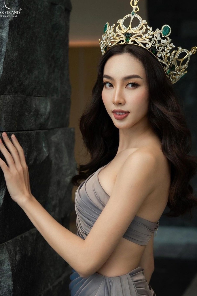 Không đẹp nhất nhưng siêng, Thùy Tiên kiếm được hơn 70 tỉ đồng trong nhiệm kỳ hoa hậu - Ảnh 2.