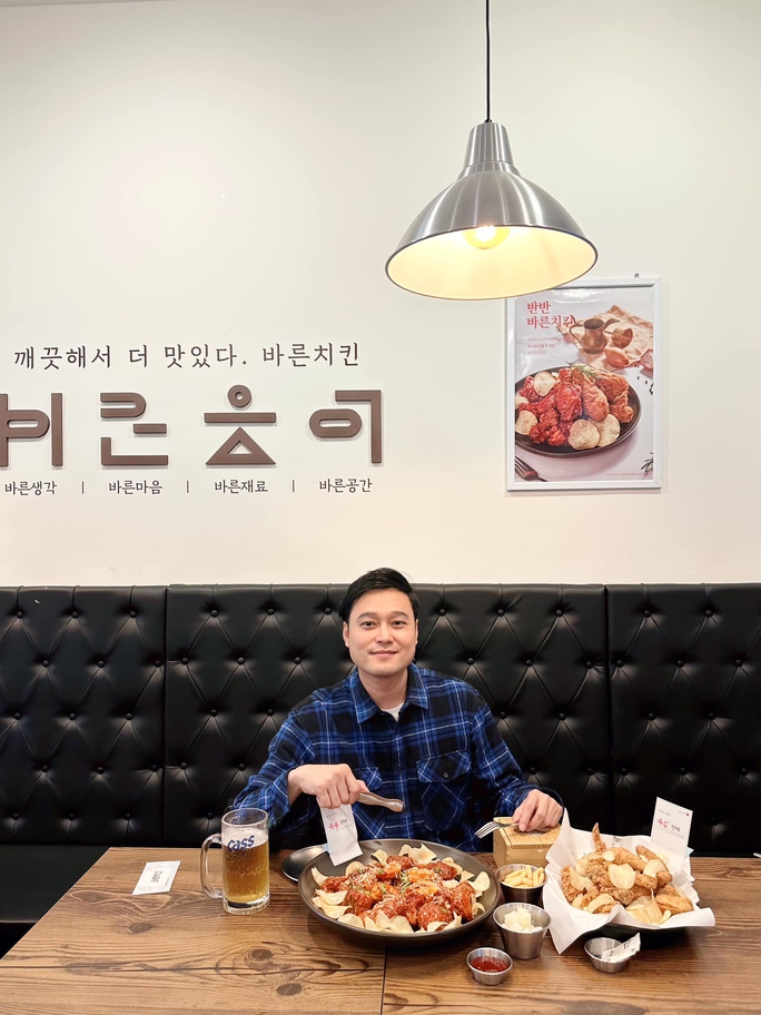 Quang Vinh giới thiệu món ngon khi du lịch Hàn Quốc - Ảnh 8.